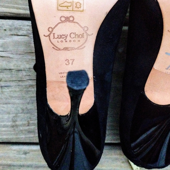 ** Lucy Choi London** Padstow Mesh-Paneled Suede Ankle Bootie. Size 37 - Picture 14 of 16